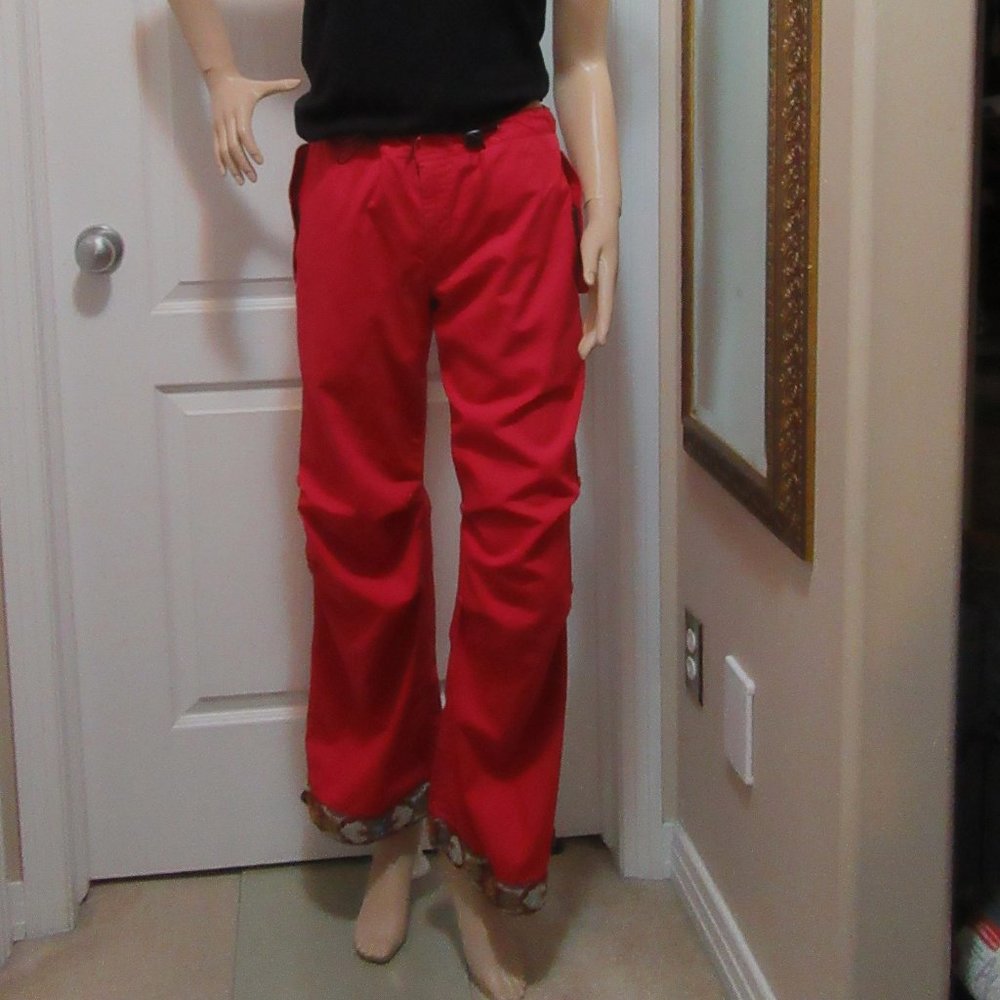 Pants size small - Picture 3 of 13
